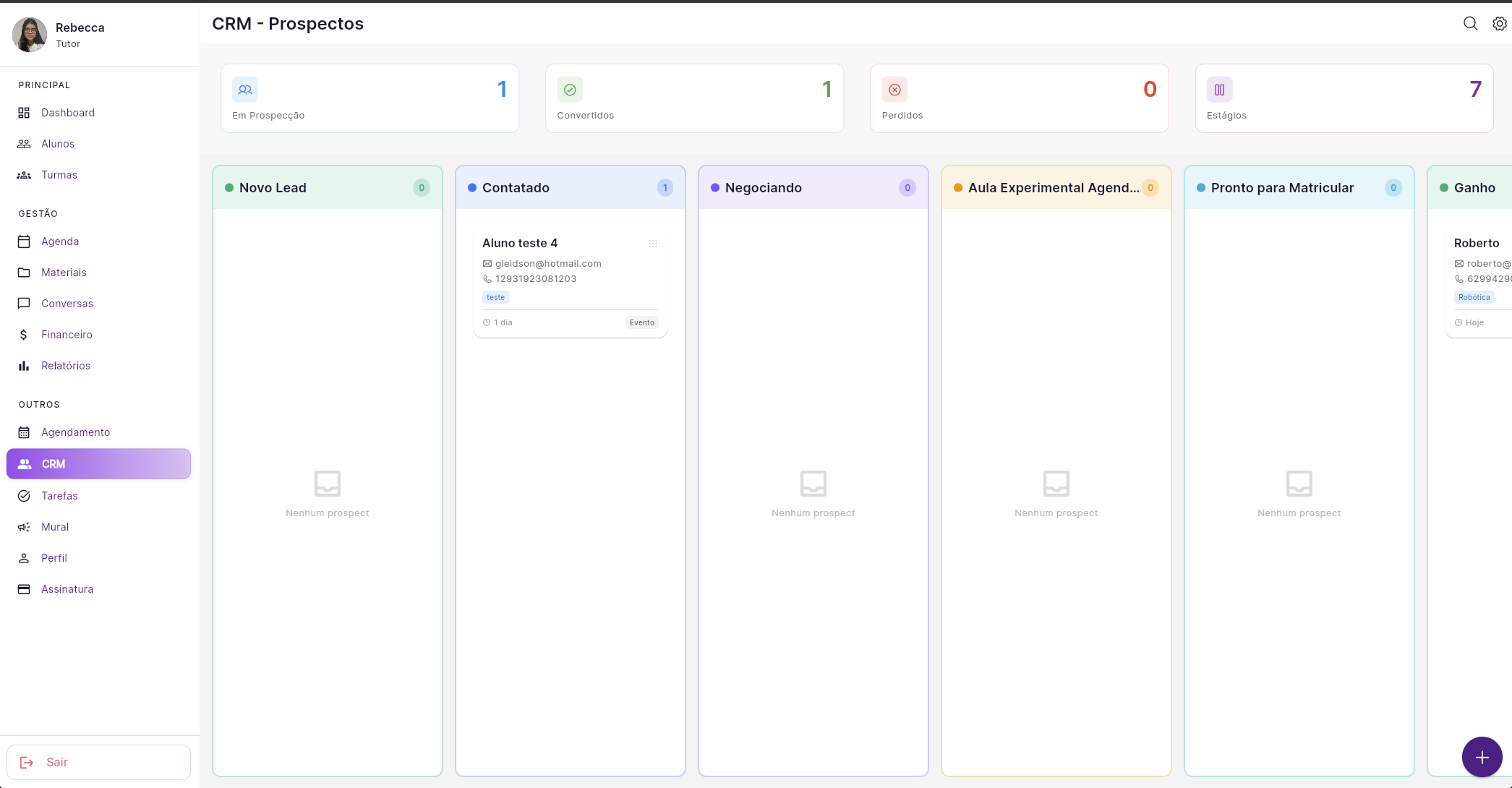 Visualização da agenda semanal com eventos e atividades